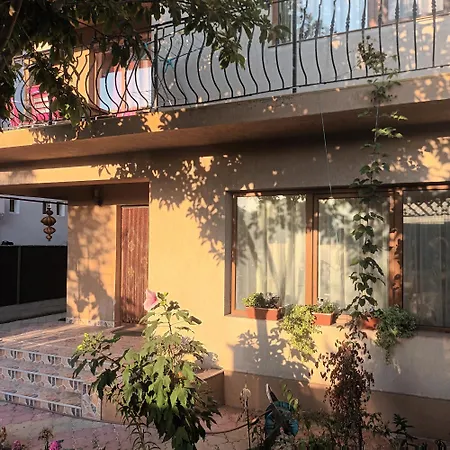 La Hera Homestay